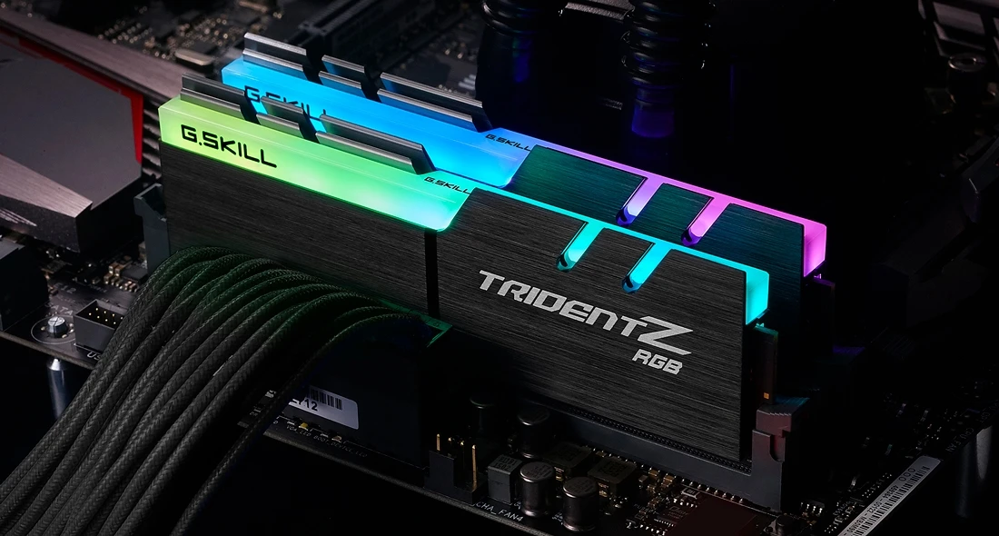 DDR4 32Gb (2x16) 3600MHz G.Skill Trident Z RGB (F4-3600C18D-32GTZR) Оперативна пам'ять image 3