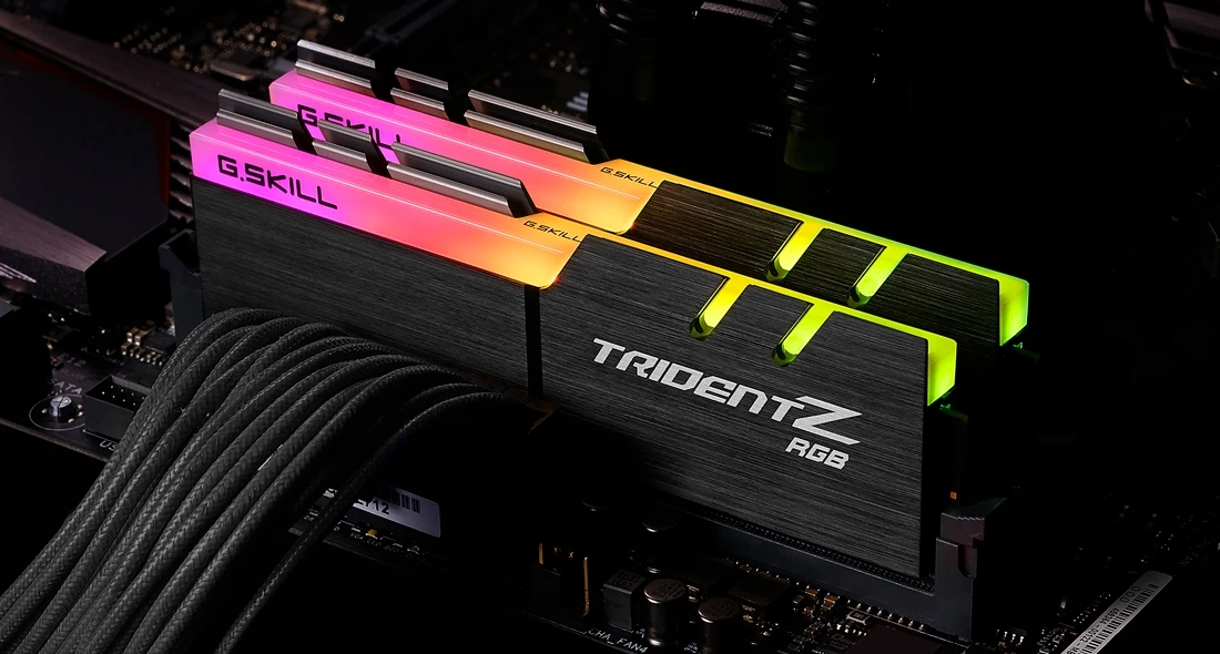 DDR4 32Gb (2x16) 3600MHz G.Skill Trident Z RGB (F4-3600C18D-32GTZR) Оперативна пам'ять image 2